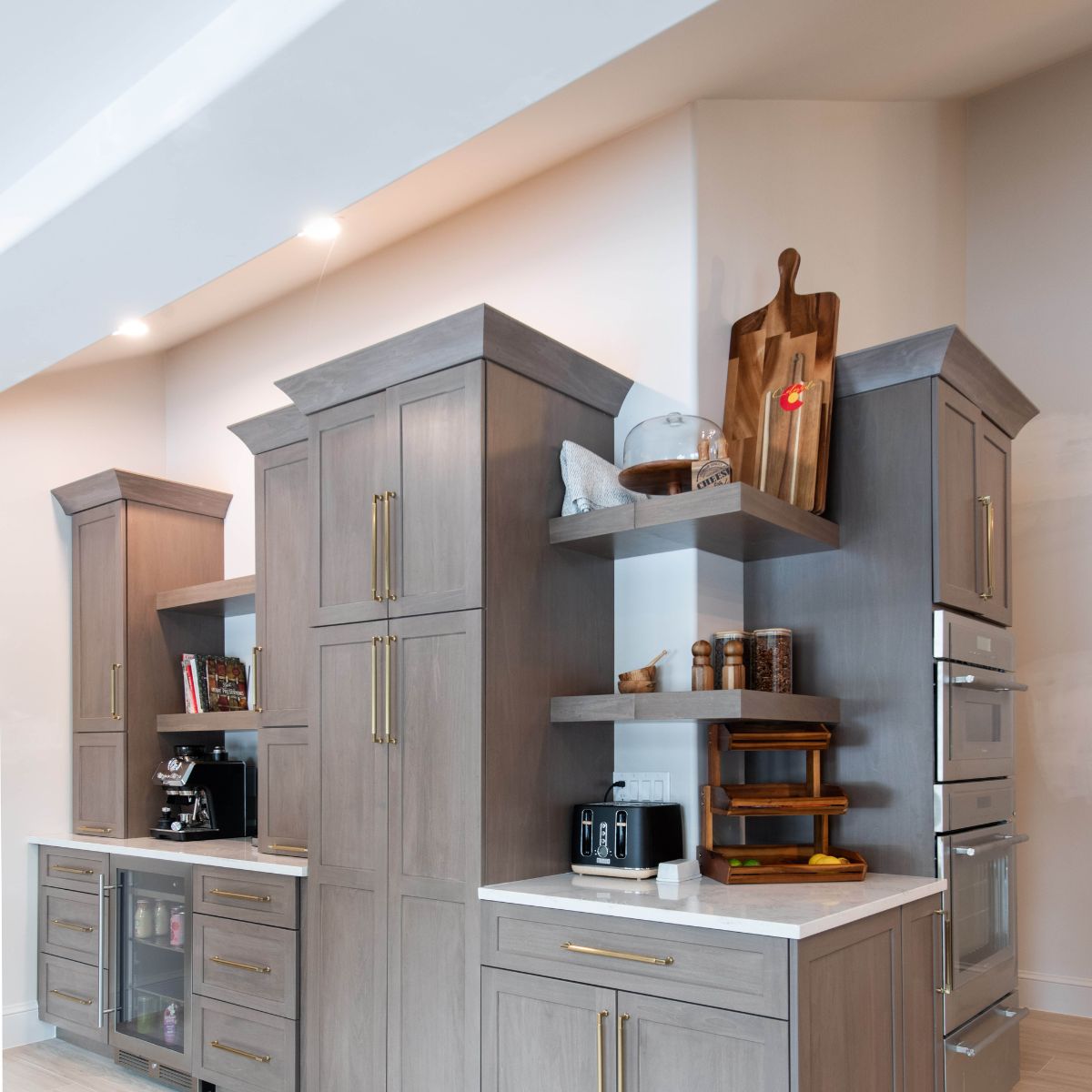 4 Advantages of Semi-Custom Kitchen Cabinets