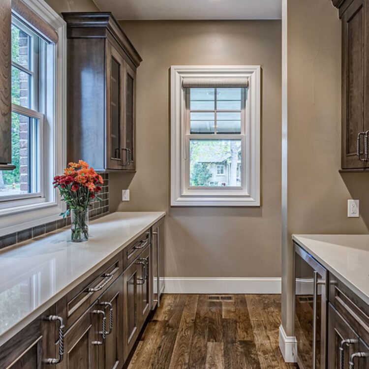 How to Design a Butler’s Pantry: 5 Tips From the Experts